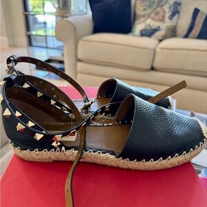 VALENTINO Black Rockstud Espadrille Flats
